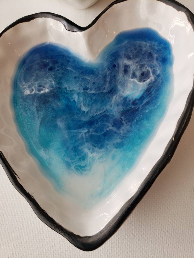 Ring dish, resin ocean heart shaped ring trinket dish, jewelry tray resin, Valentine's Day gift