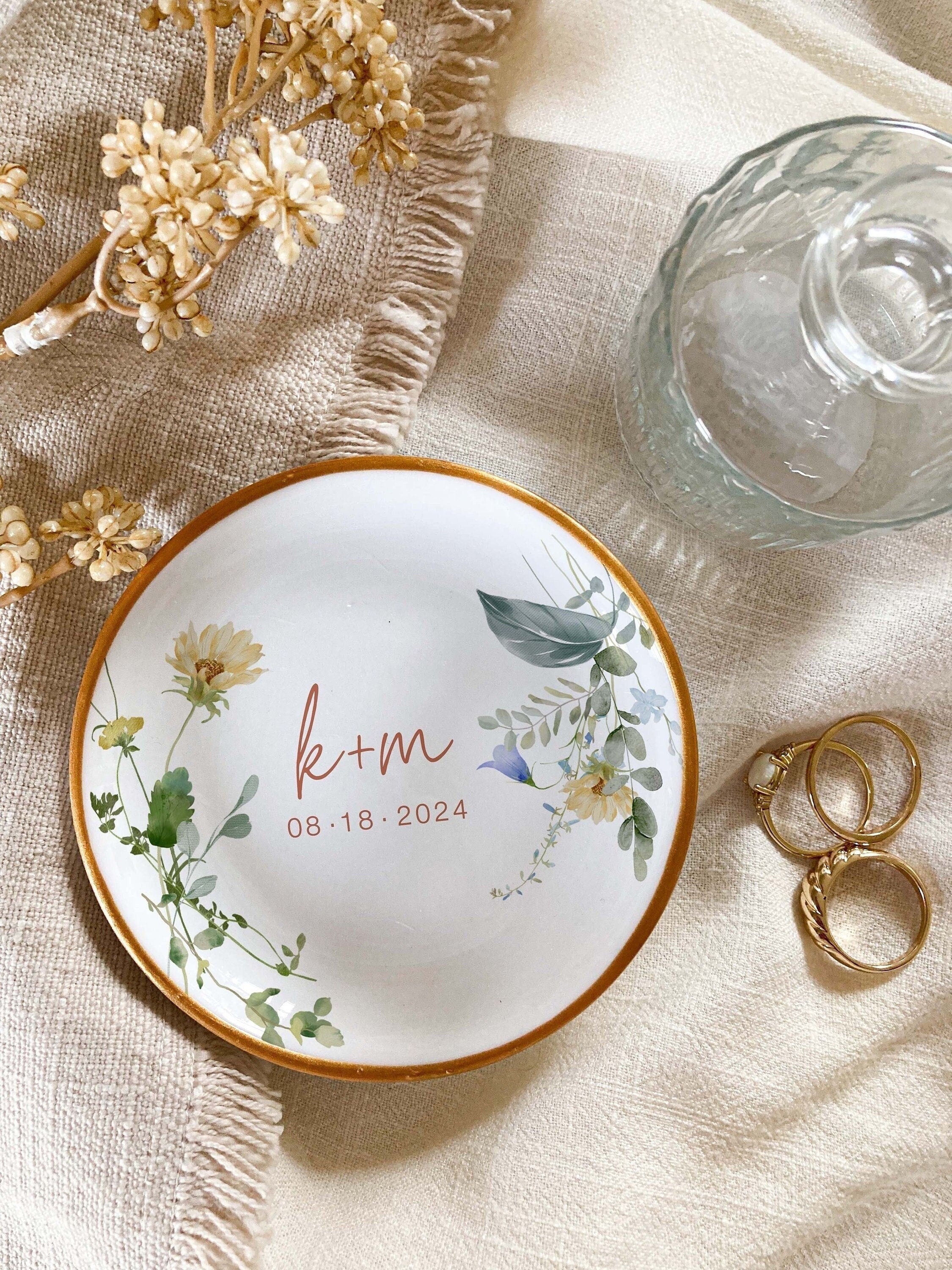 Custom Wildflower Wedding Gift Ring Dish • Perfect Engagement Gift • Personalized Dainty Jewelry • Minimalist Gift for Bride • Ring Holder