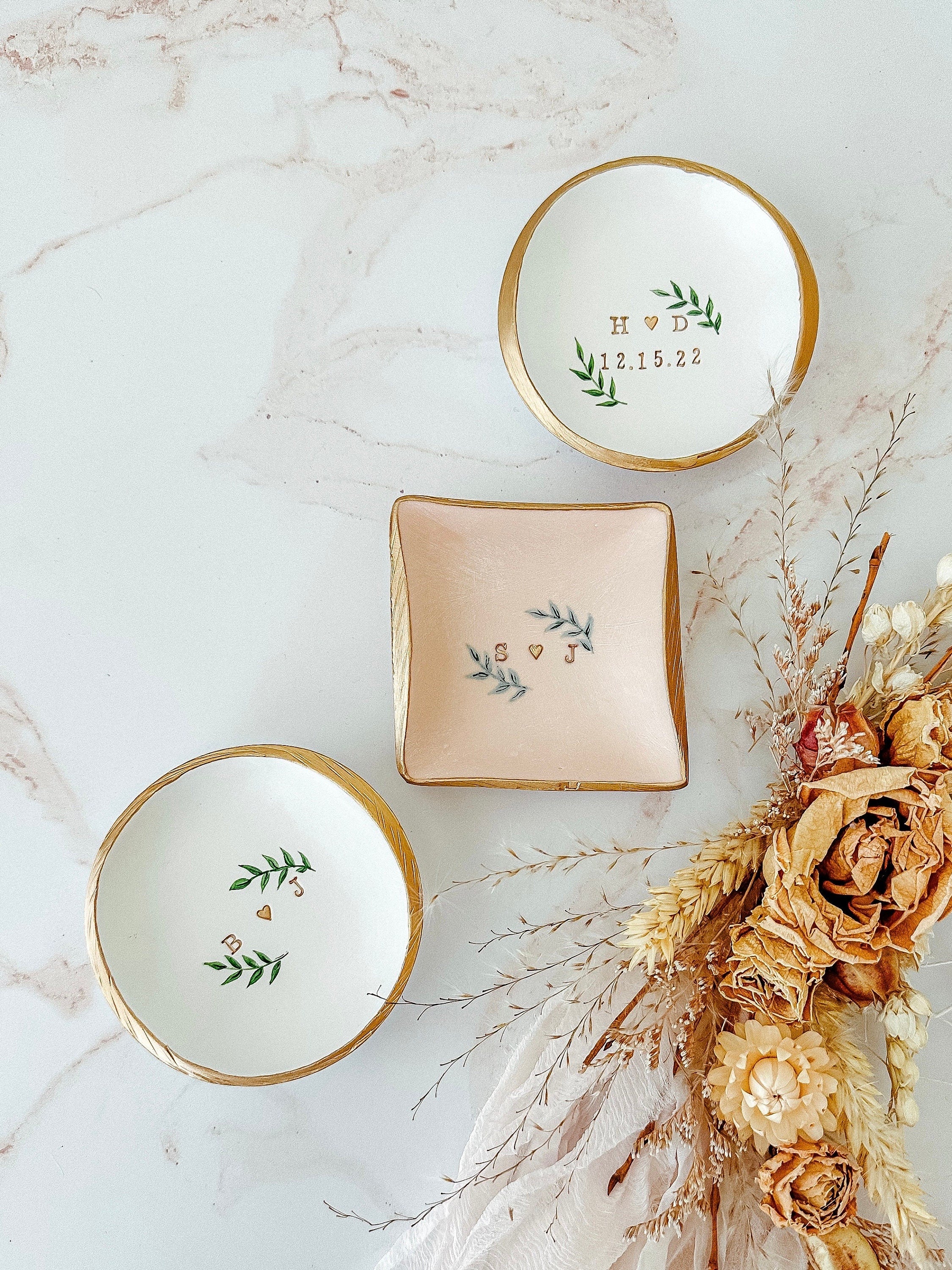 Personalized Wedding Gift for Couple / Engagement Gift for Her / Custom Wedding Keepsake / Ring Dish / Date and Initials / Anniversary Gift