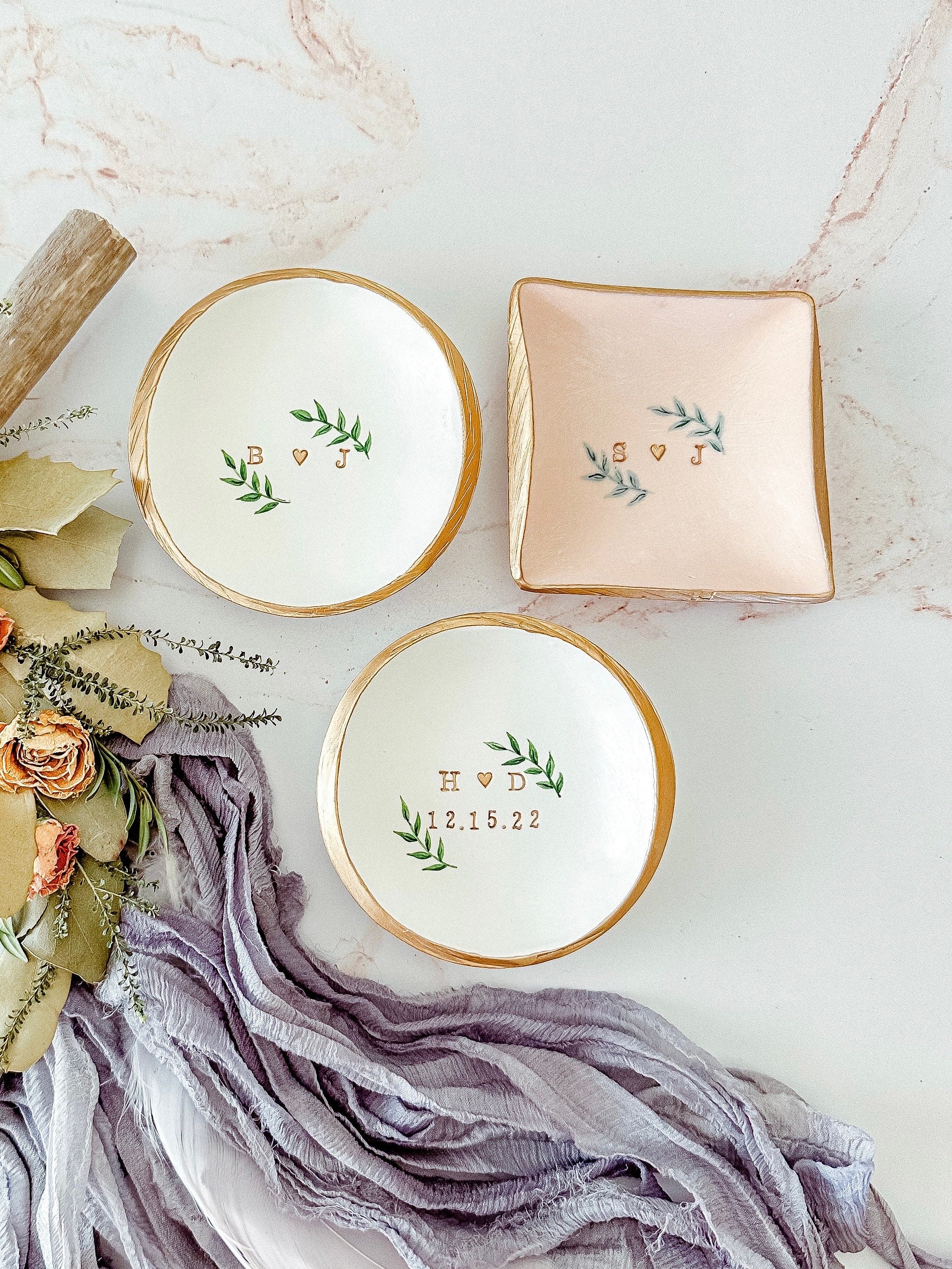 Personalized Wedding Gift for Couple / Engagement Gift for Her / Custom Wedding Keepsake / Ring Dish / Date and Initials / Anniversary Gift