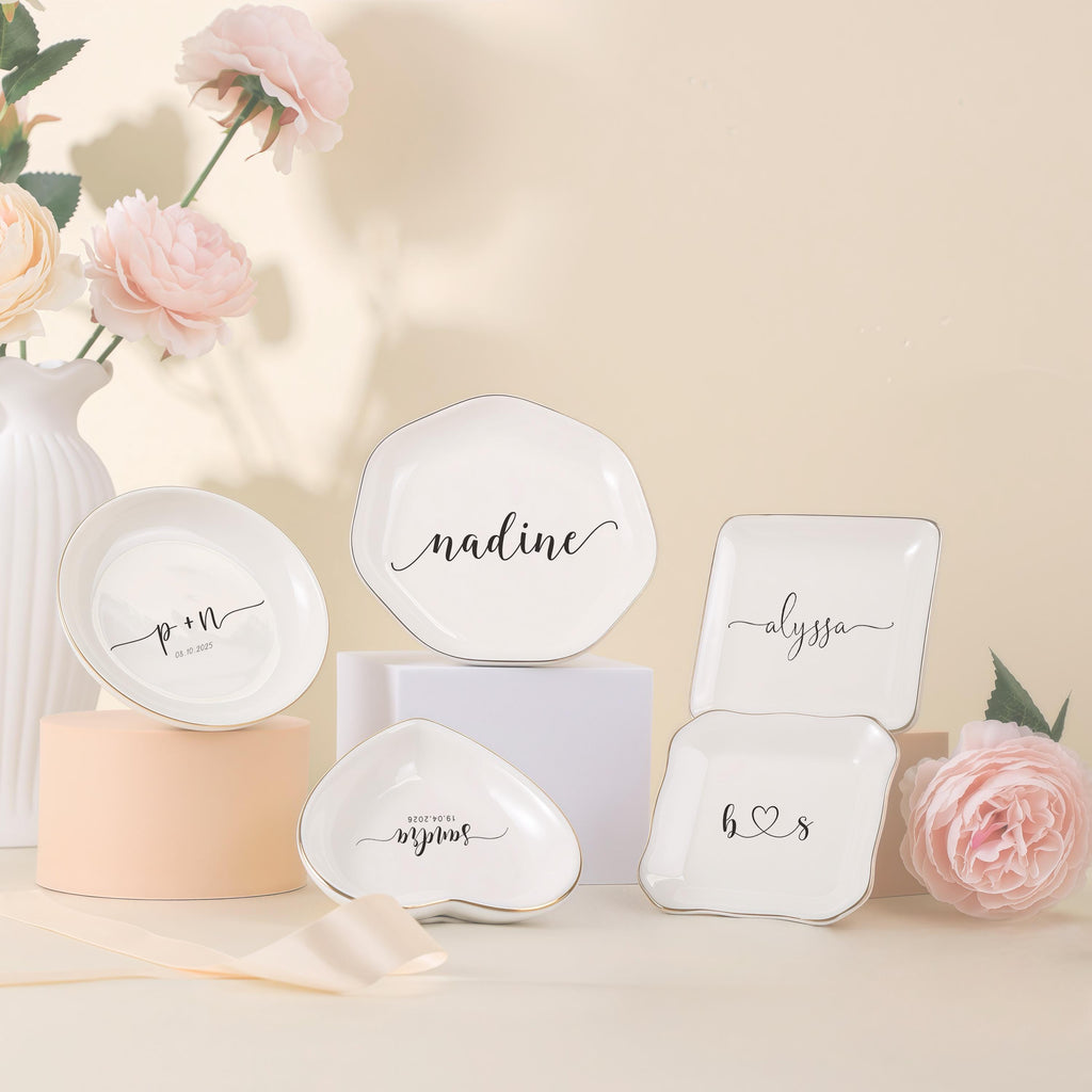 Personalized Wedding Gift - Minimalist Ring Dish