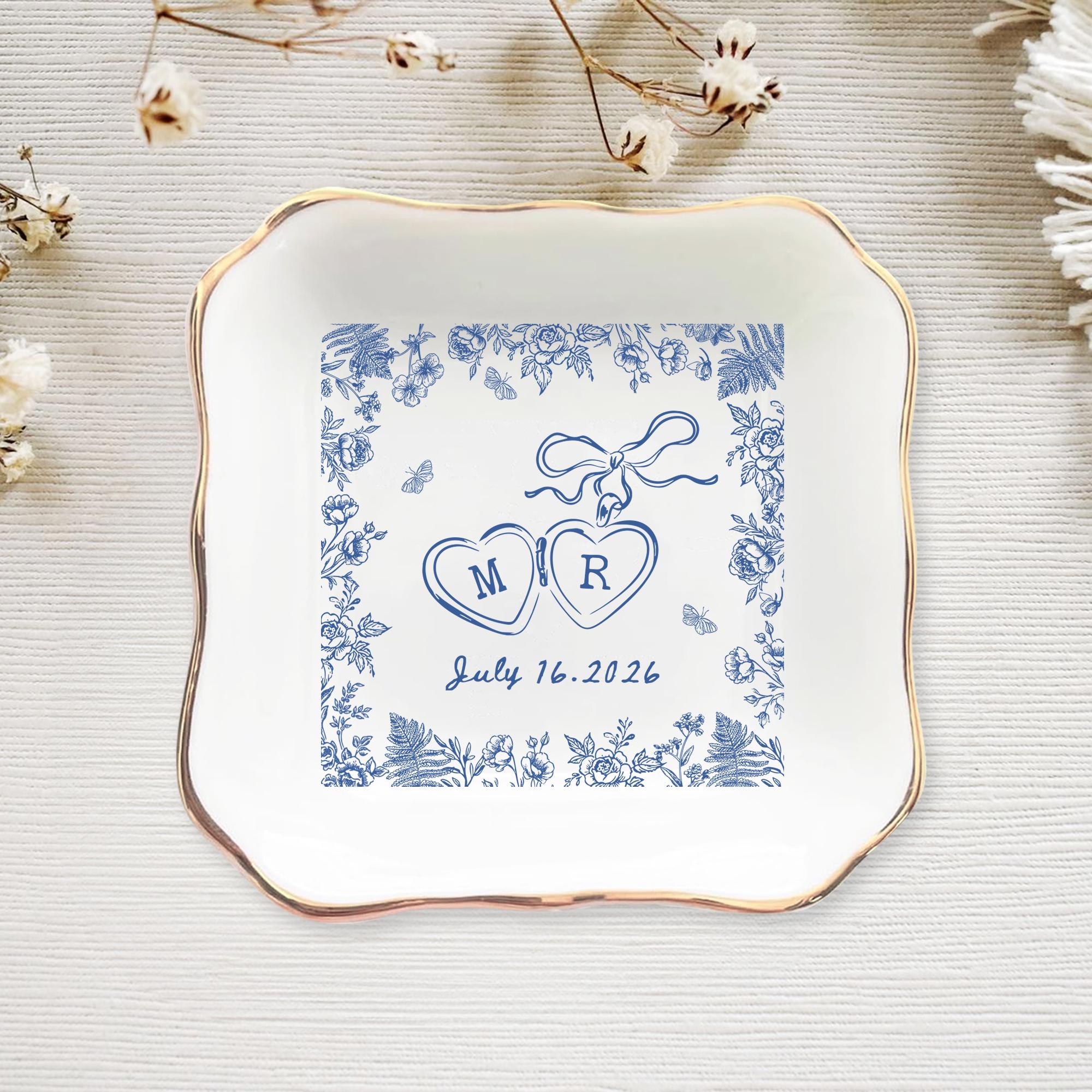 Custom Locked Ring Dish, Personalized Wedding Gift for Couple, Engagement Gift, Sentimental Gift for Bride, Handmade Custom Ring Holder Gift